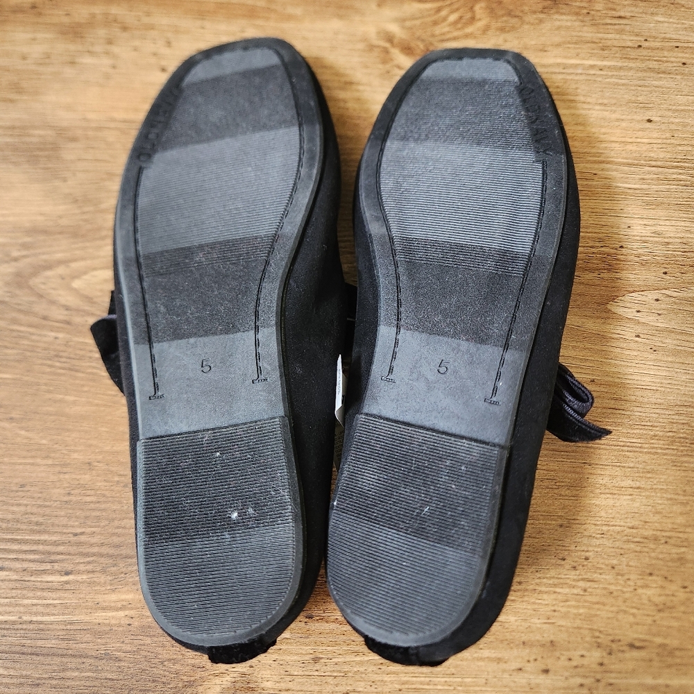 Old Navy Black Closed Toe Flats With Elastic Bow Strap 5Y Girl Women 7 - Picture 7 of 7